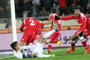 پرداخت پاداش برد در دربي به سرخ‌پوشان